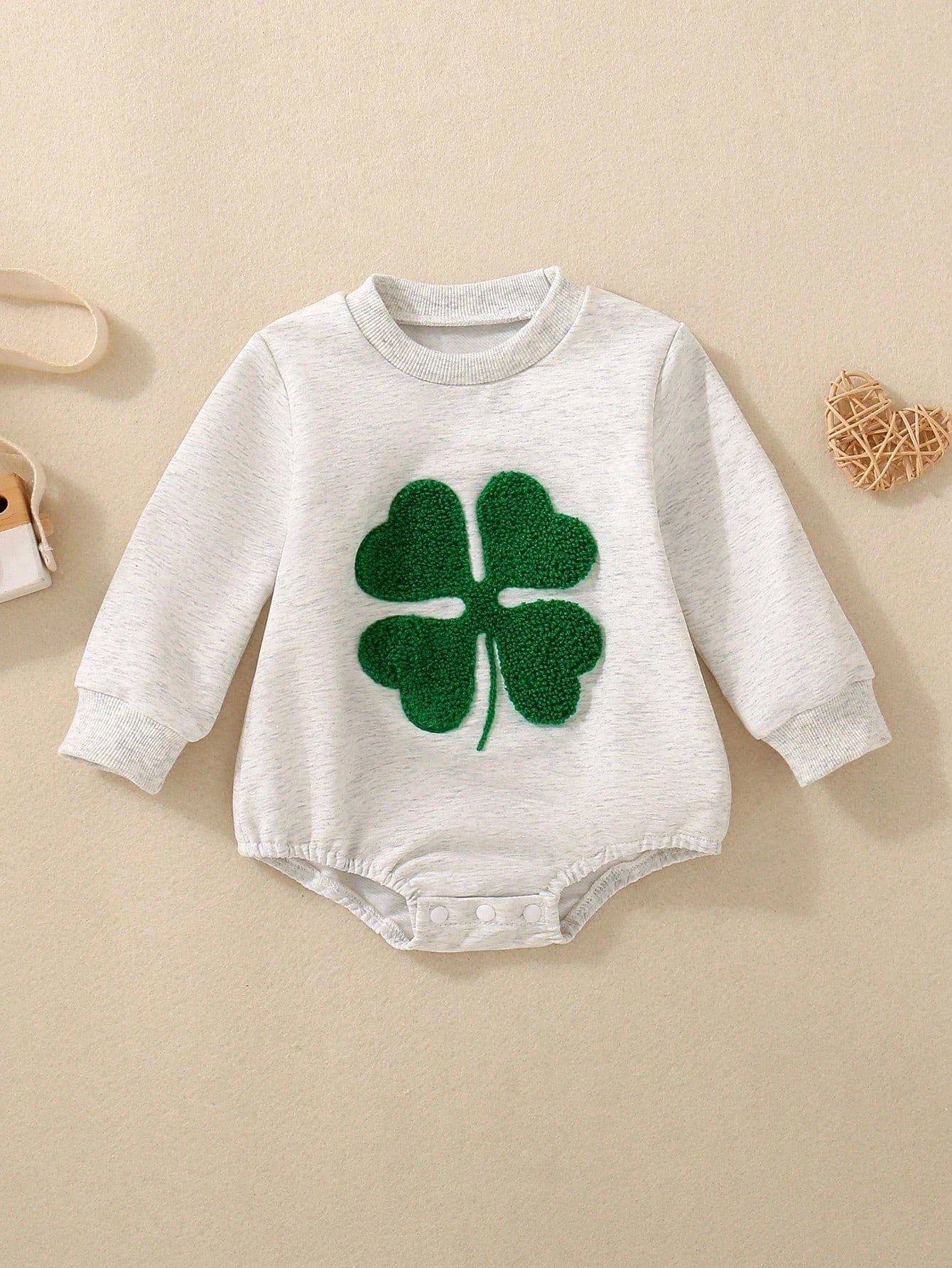 Adorable St. Patrick's Day Outfit for Baby Girls