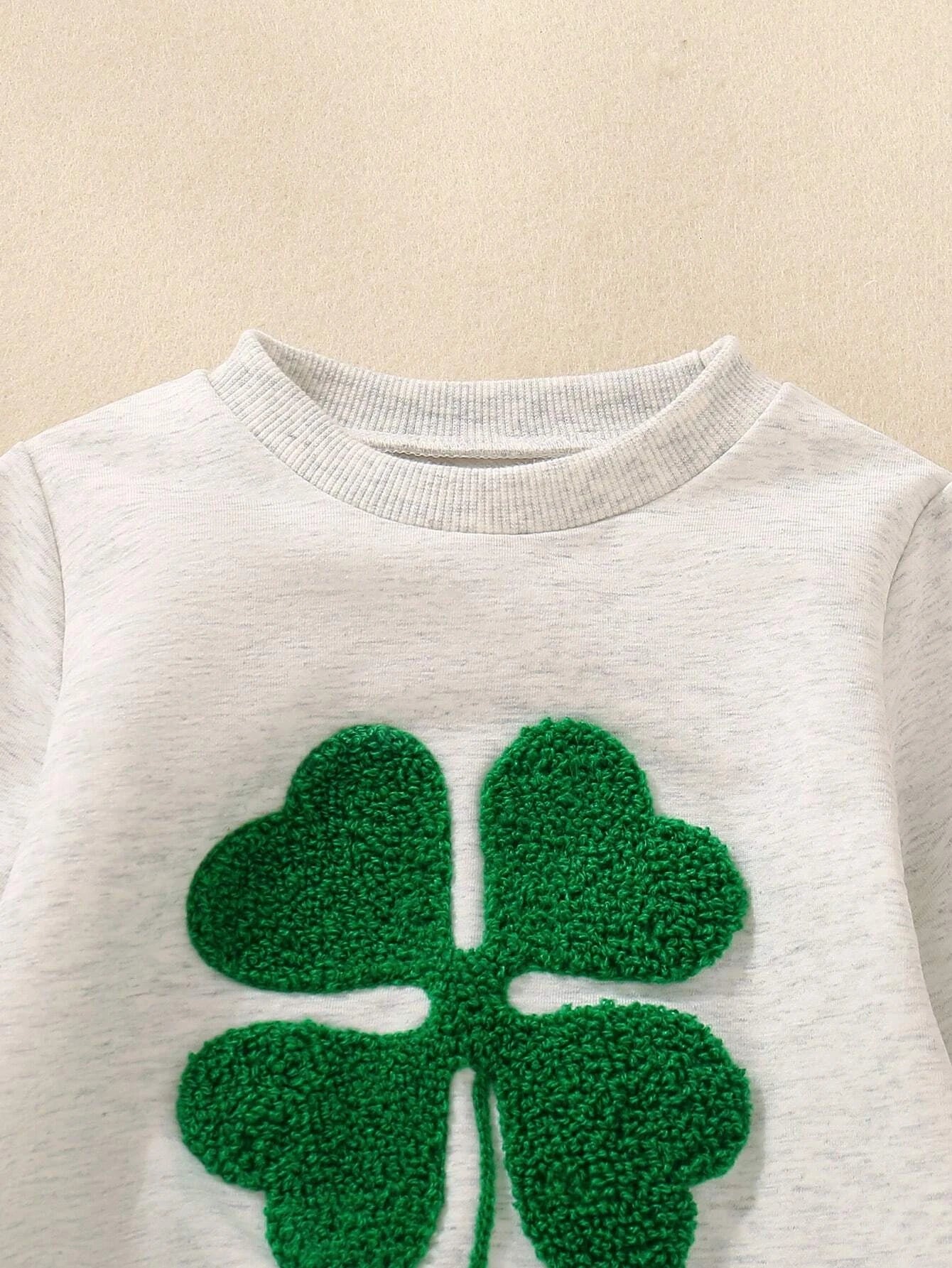 Adorable St. Patrick's Day Outfit for Baby Girls