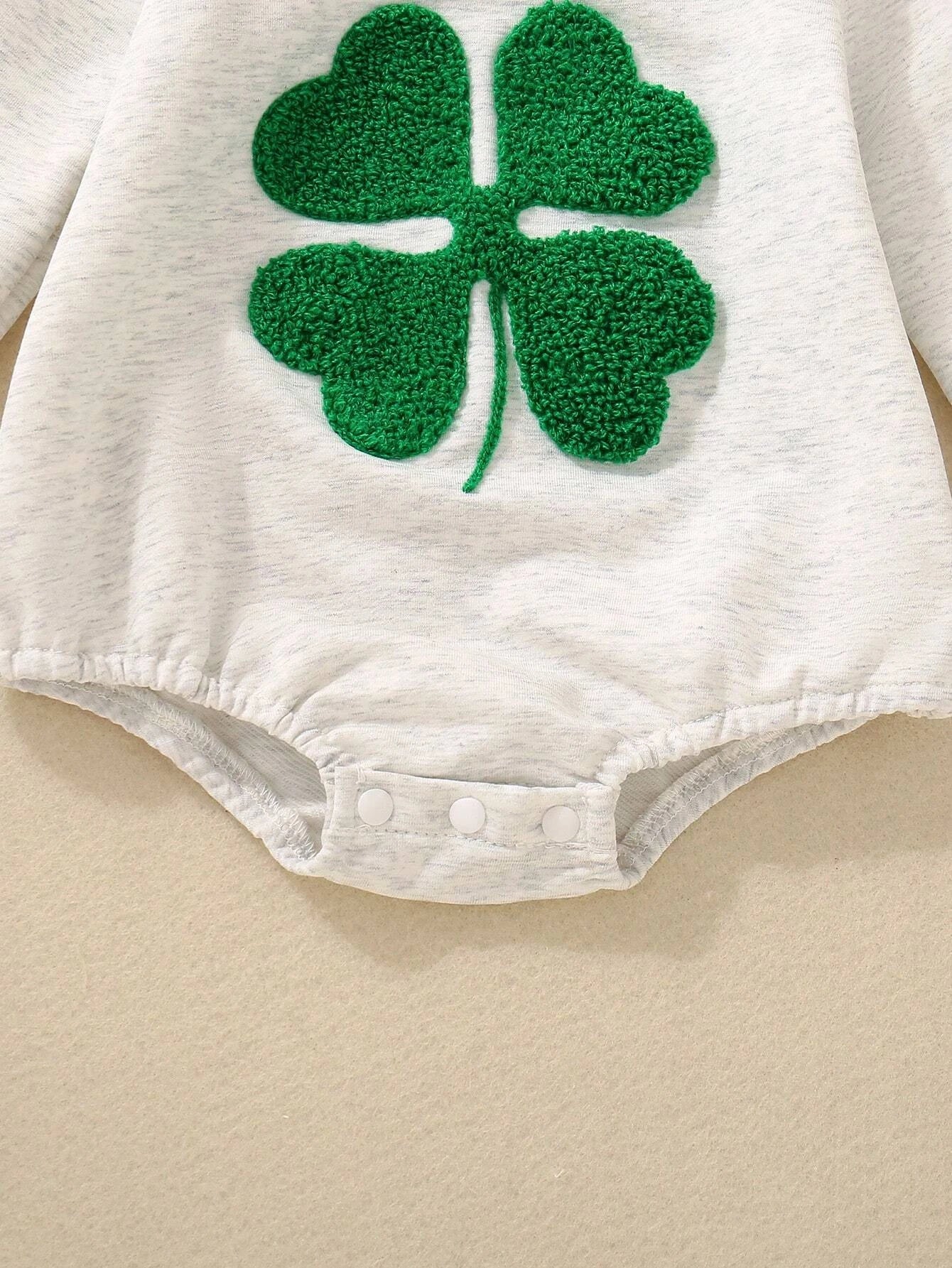 Adorable St. Patrick's Day Outfit for Baby Girls