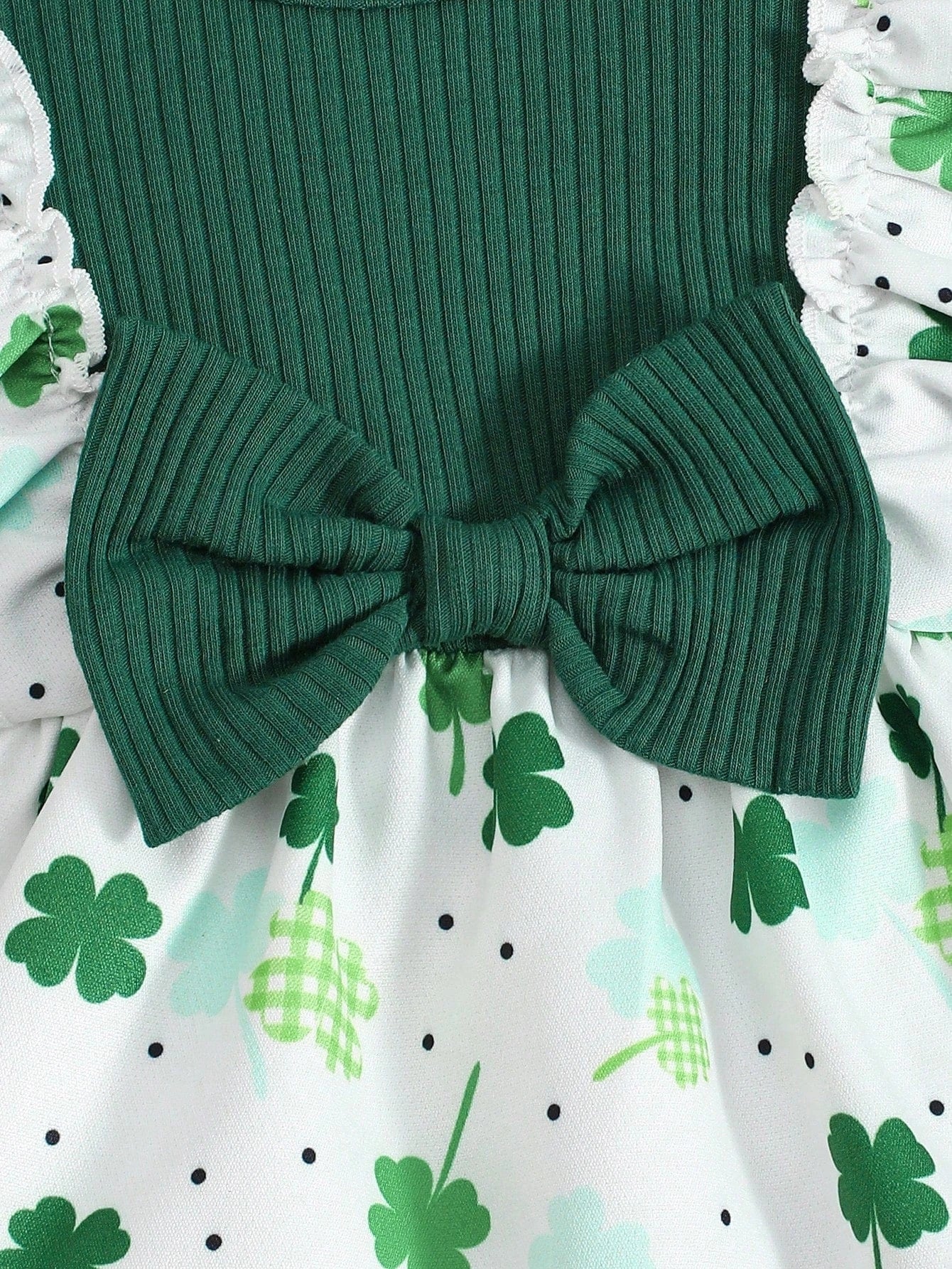 Charming St. Patrick's Day Outfit: Green Ruffle Dress for Girls