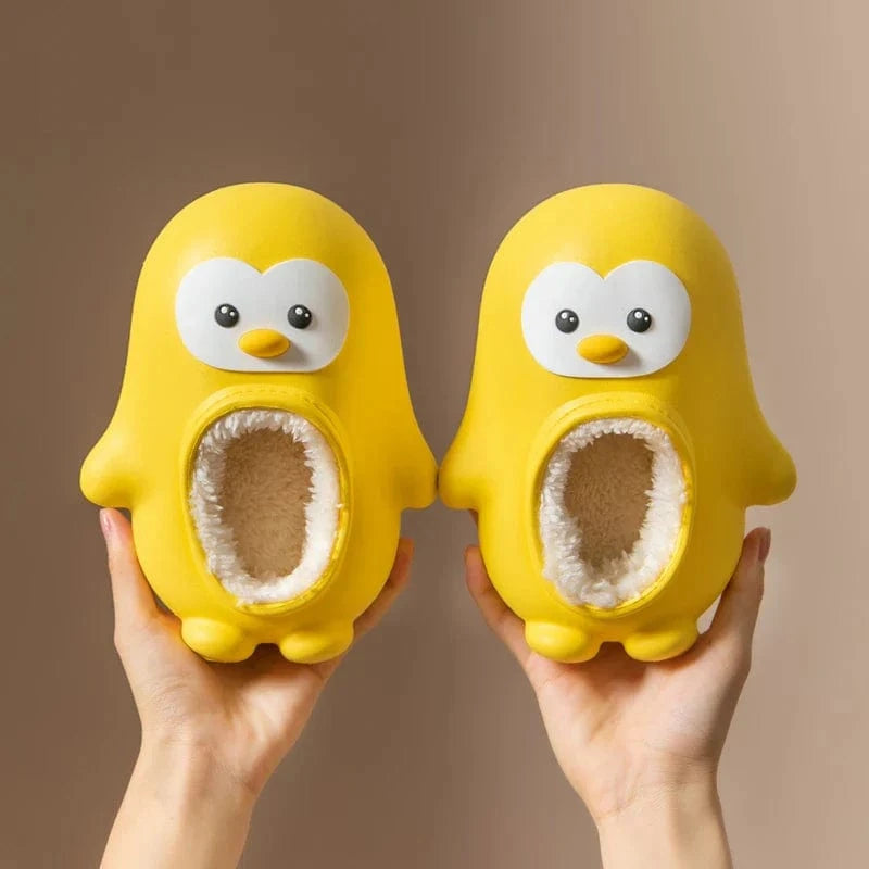 CUDDLY PENGUINS – Adorable Kids' Warm Slippers