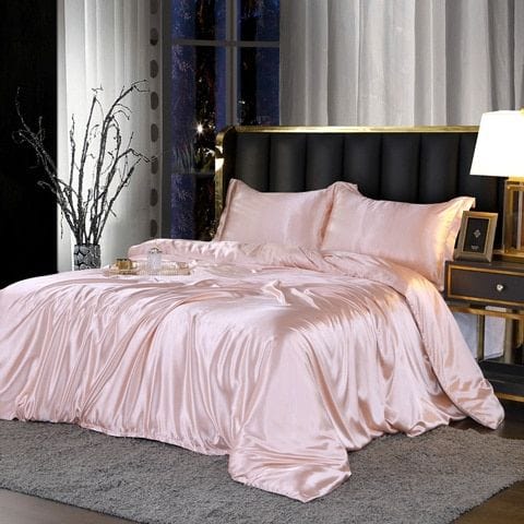 Luxurious 4-Piece Silk Bedding Set