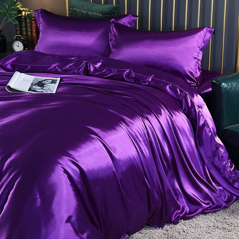 Luxurious 4-Piece Silk Bedding Set