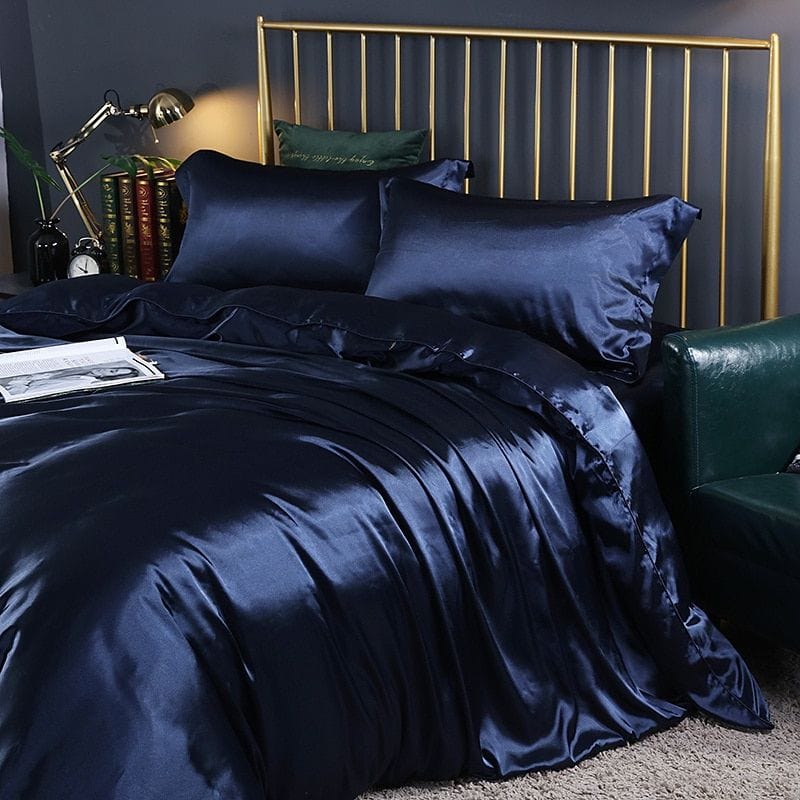 Luxurious 4-Piece Silk Bedding Set