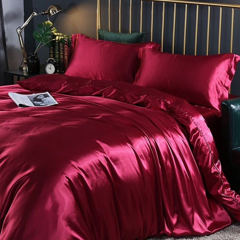 Luxurious 4-Piece Silk Bedding Set