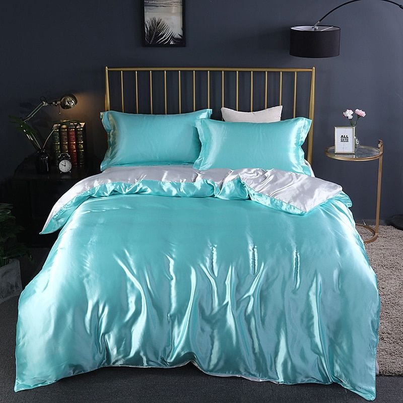 Luxurious 4-Piece Silk Bedding Set