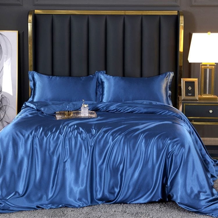 Luxurious 4-Piece Silk Bedding Set