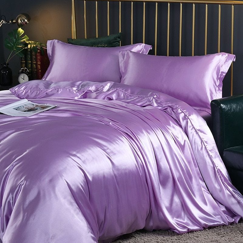 Luxurious 4-Piece Silk Bedding Set
