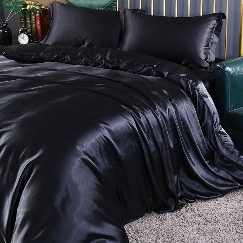Luxurious 4-Piece Silk Bedding Set