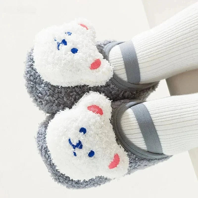 CUDDLEPAWS – Cozy Bear Slippers for Kids