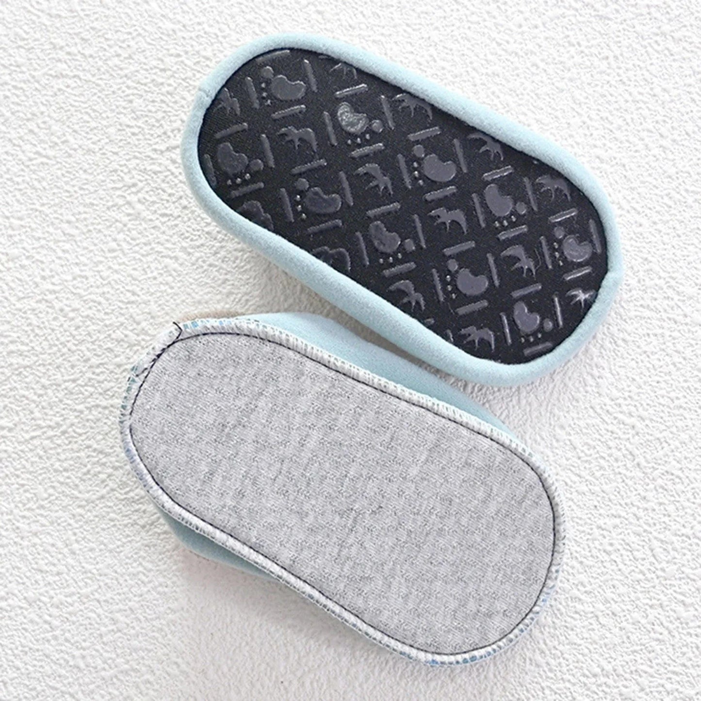 AQUASHIELD – Kids' Protective Water Shoes for Beach Fun