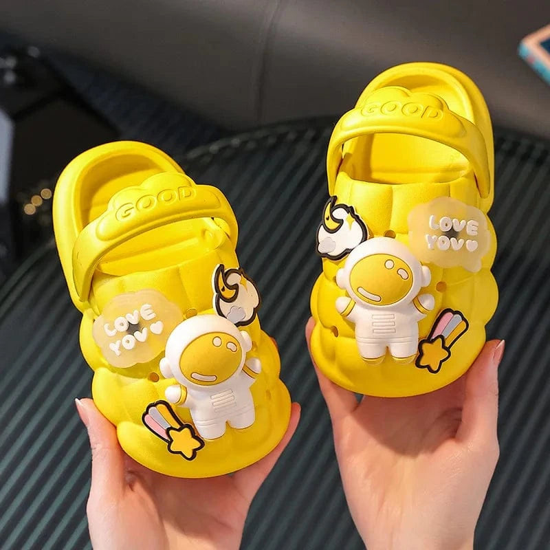 ASTROSTEP – Fun Lightweight Kids Slippers