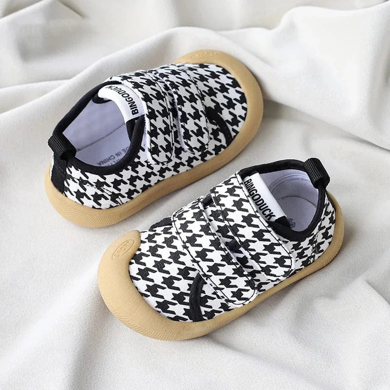 KIDDOZ – Breathable Canvas Sneakers for Active Kids