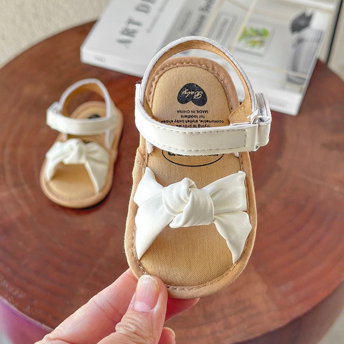 BowKnot Infant Sandals – Soft & Stylish