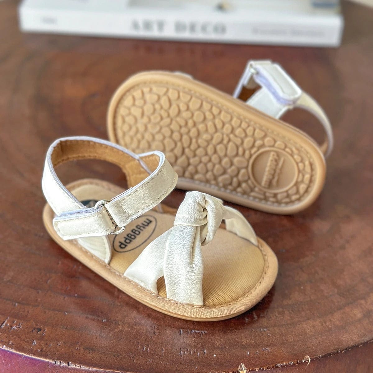 BowKnot Infant Sandals – Soft & Stylish