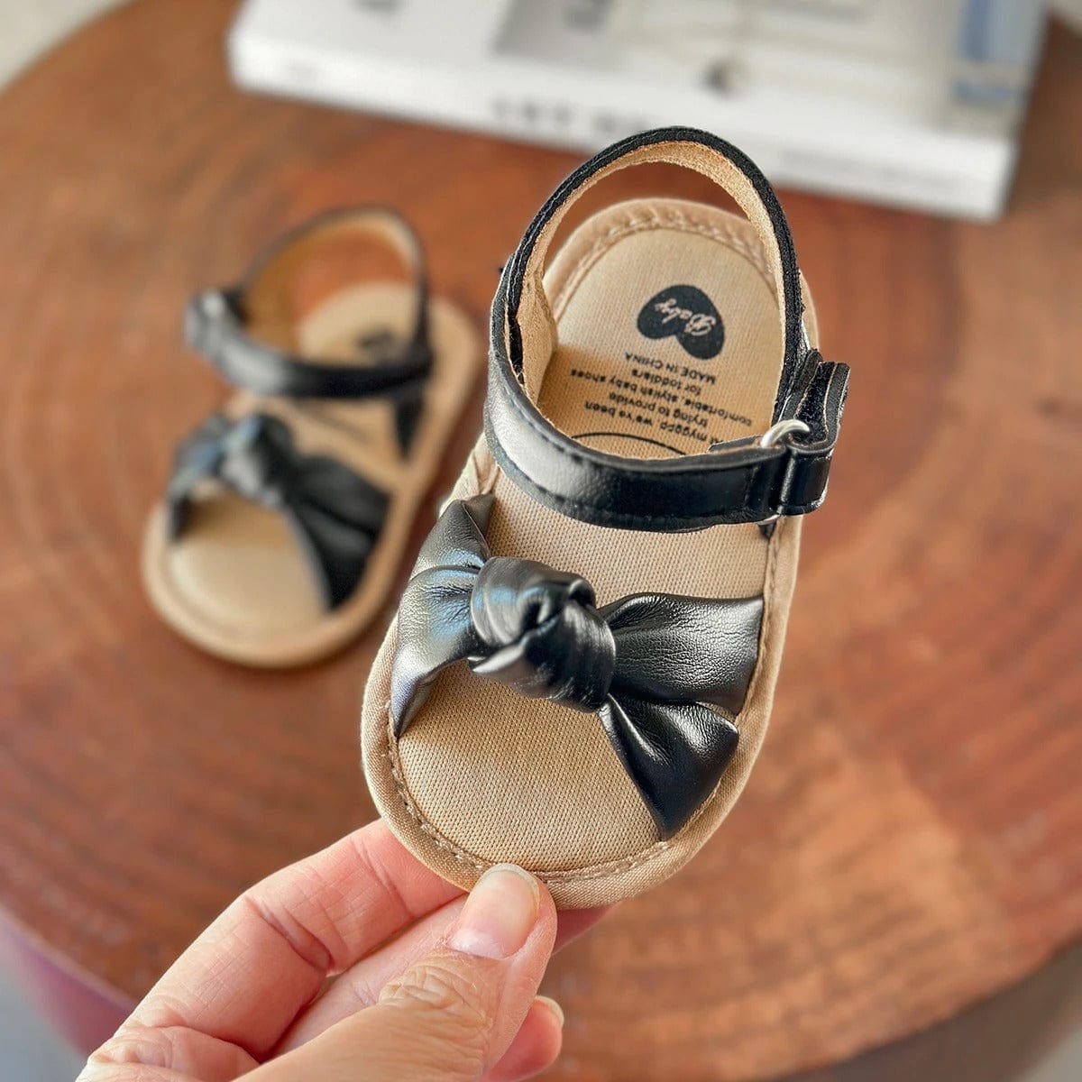 BowKnot Infant Sandals – Soft & Stylish