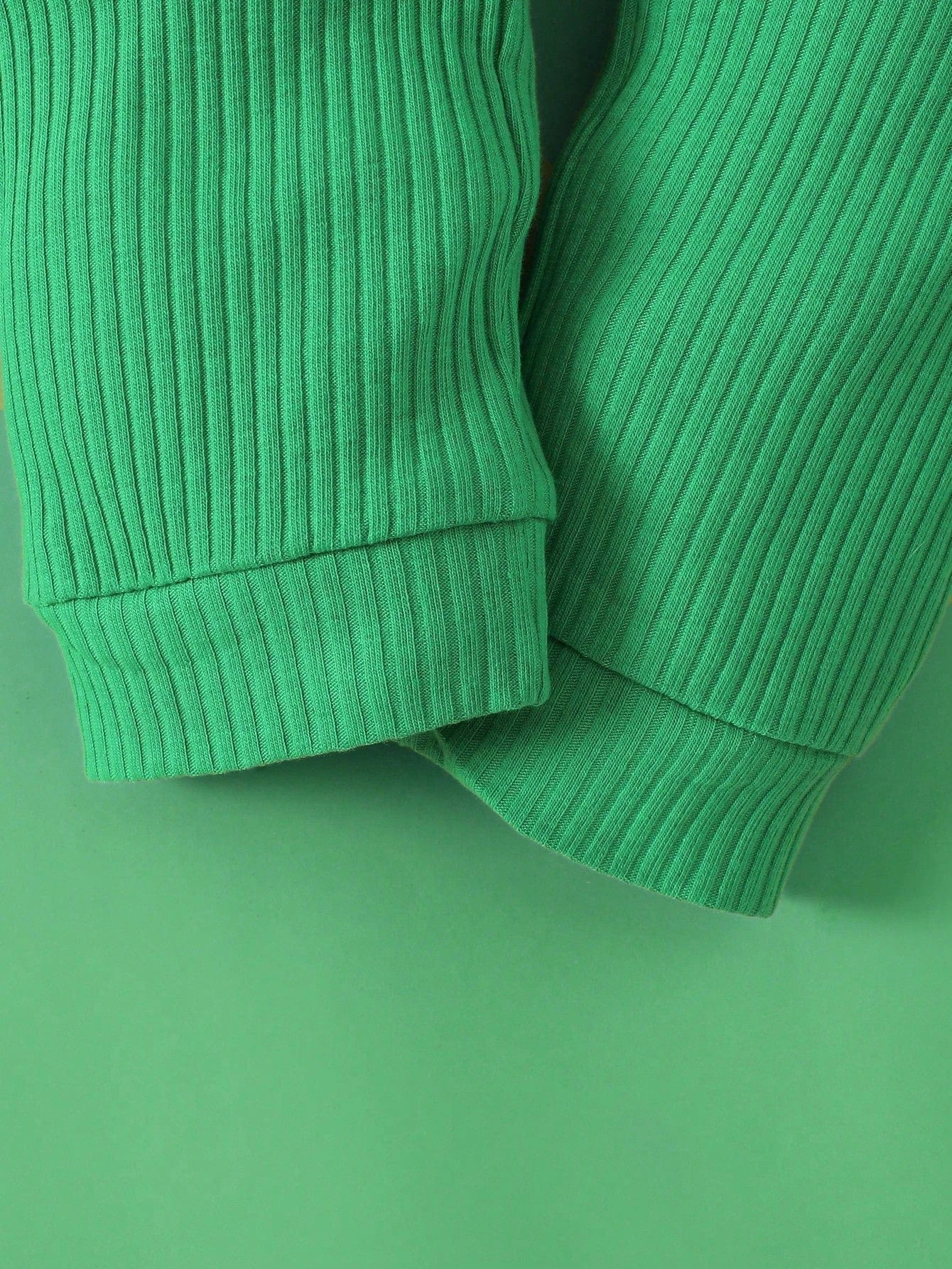 Adorable St. Patrick's Day Outfit for Babies: Dinosaur Romper, Pants & Hat Set