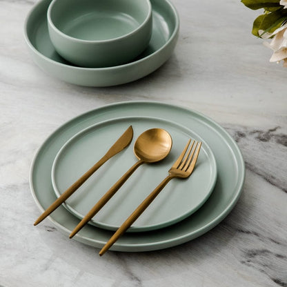 Elegant Minimalist 20-Piece Stainless Steel Cutlery Set