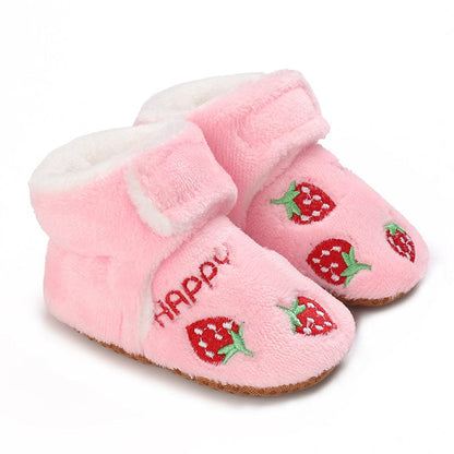 SNOWFLAKE CUDDLES – Cozy Christmas Slippers for Kids
