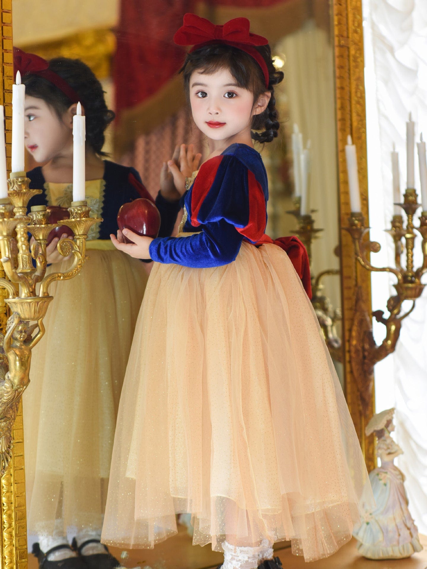 Autumn Regal Snow White Dress