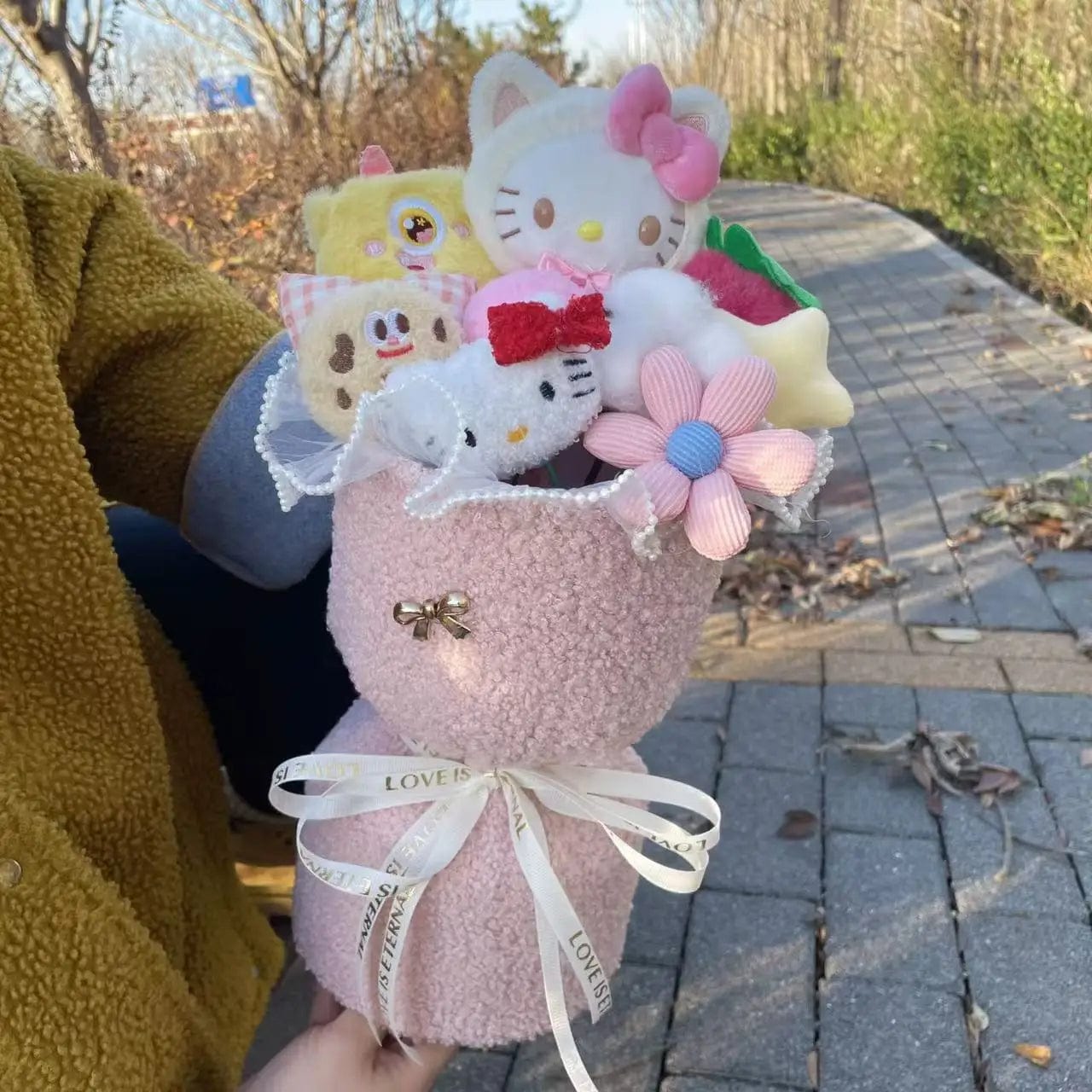 Kawaii Plush Bouquet with Kitty and Artificial Flowers